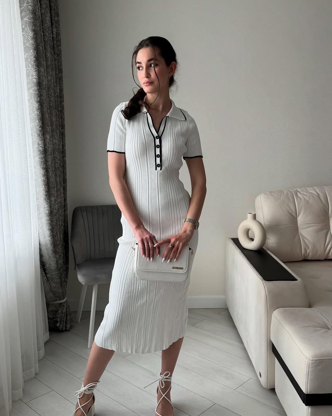 Сукня-поло в трьох спокусливих кольорах